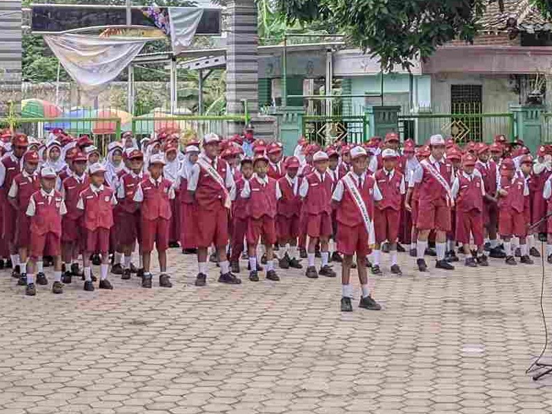 Upacara Awal Masuk Semester 2 Tapel 2025/2026